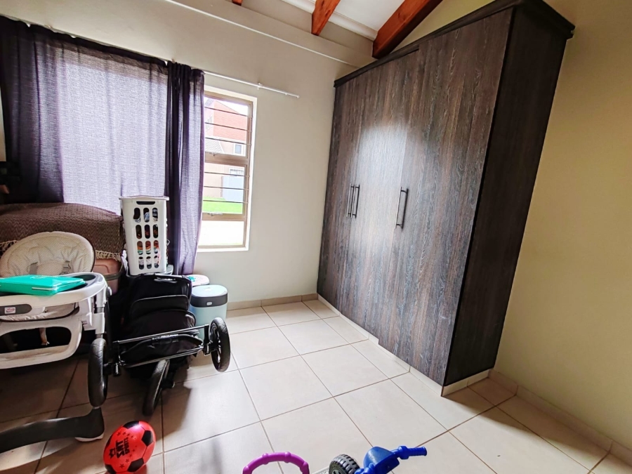 4 Bedroom Property for Sale in Grimbeeck Park North West